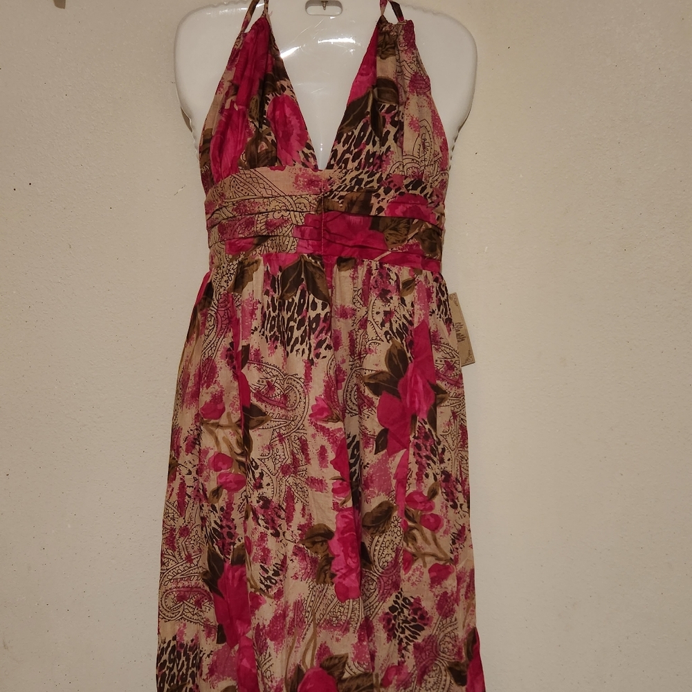 Hecho A Mano Long Floral Dress, Elastic Waist, Adjustable Straps on top, Size s